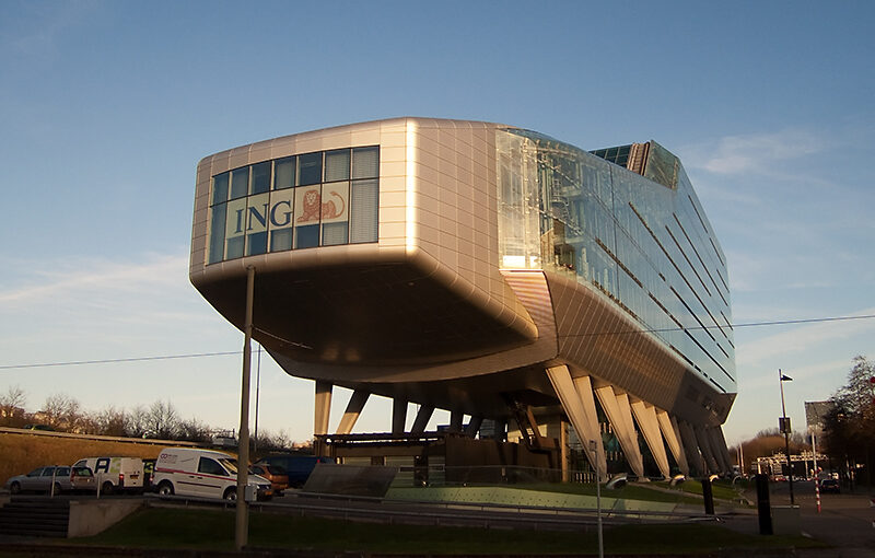 Dec 01 – Snapshot of a building