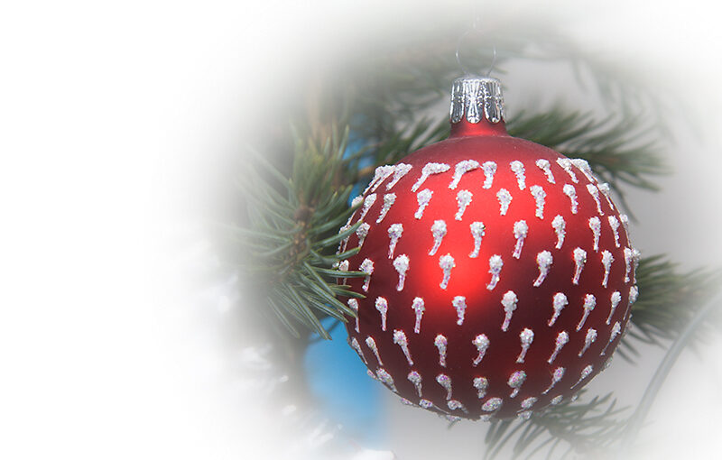 Dec 25 – Christmas ball