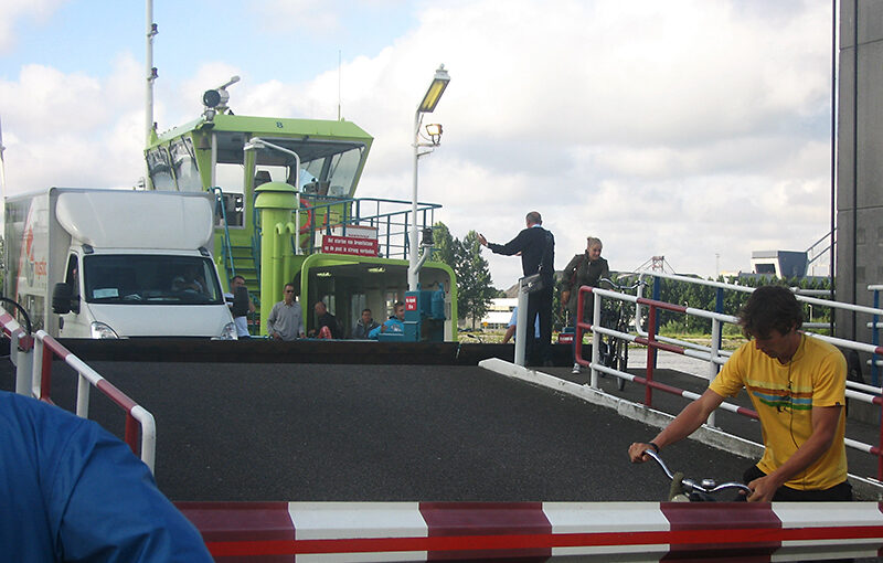 The ramp wouldn't go down. Just a 20 minutes delay with nice weather, so it wasn't too bad