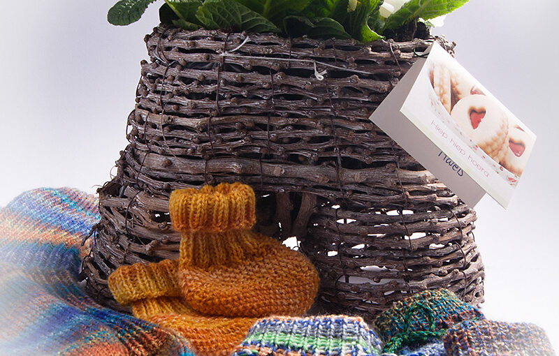 Mar 14 – Socks and flowers