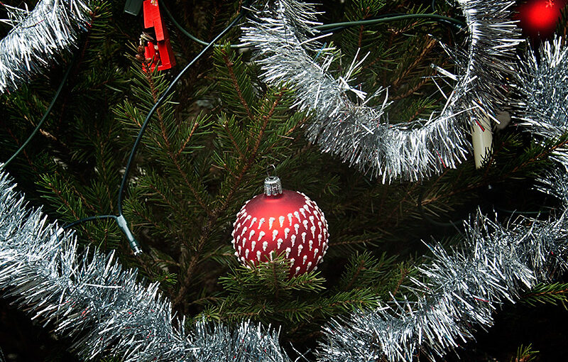 Dec 16 – Christmas ball