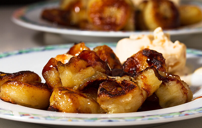 Apr 05 – Baked banana with rum