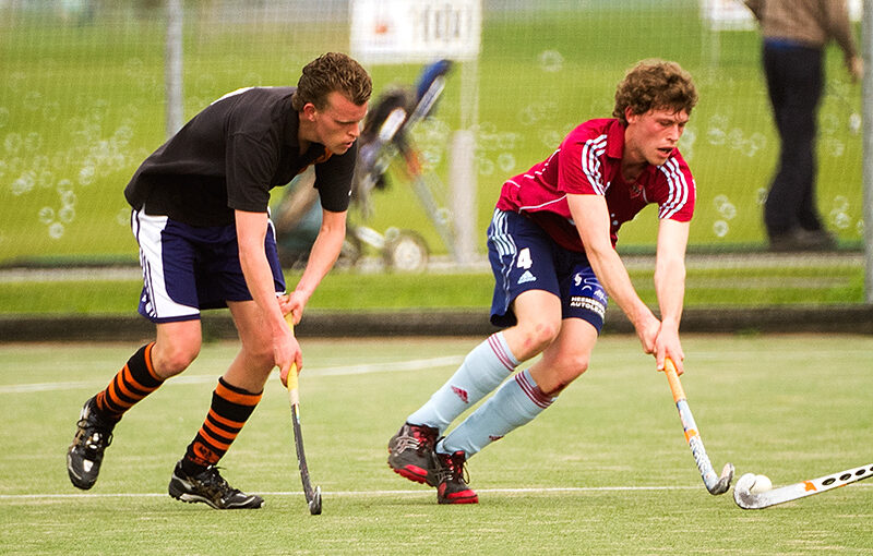 Practicing manual focus with a 500mm lens handheld. "We" won with 6-0 :)