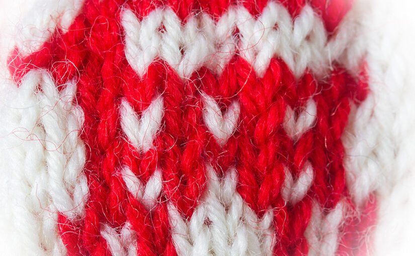 Detail of some knitting work. It will become a Christmas ball in the near future...