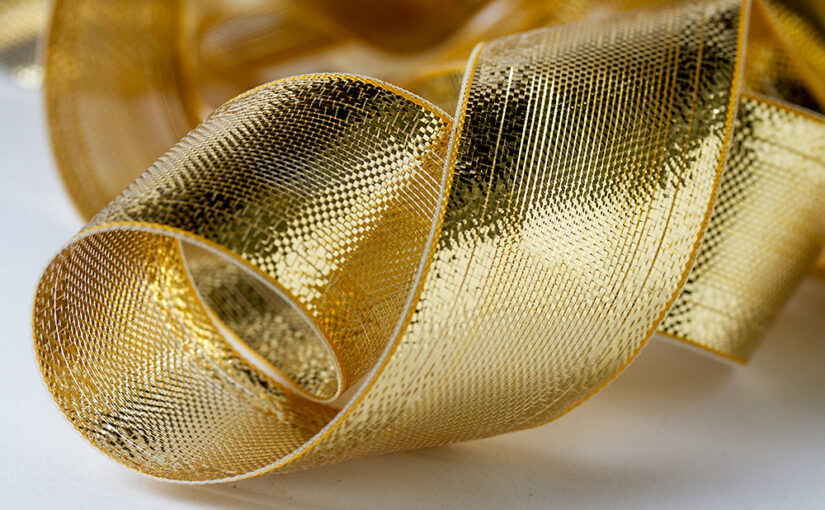 It would have been nice ;) Just some gold looking decoration.