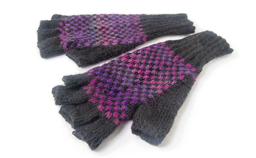 Dec 25 – Gloves