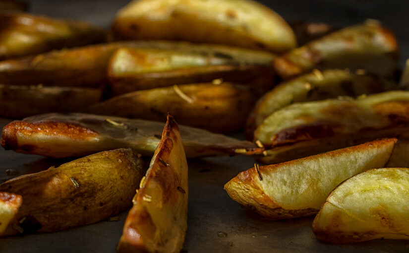 Potatoes with rosemary in the oven